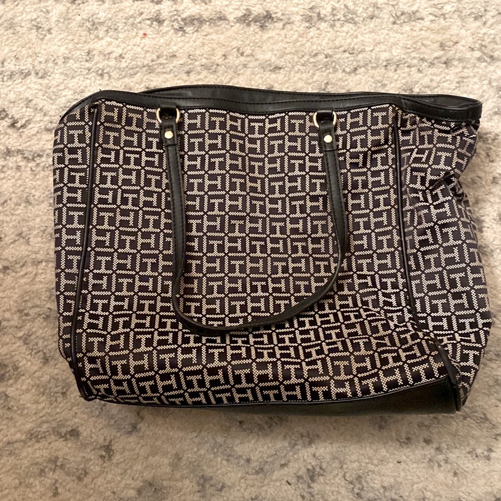 Tommy Hilfiger purse